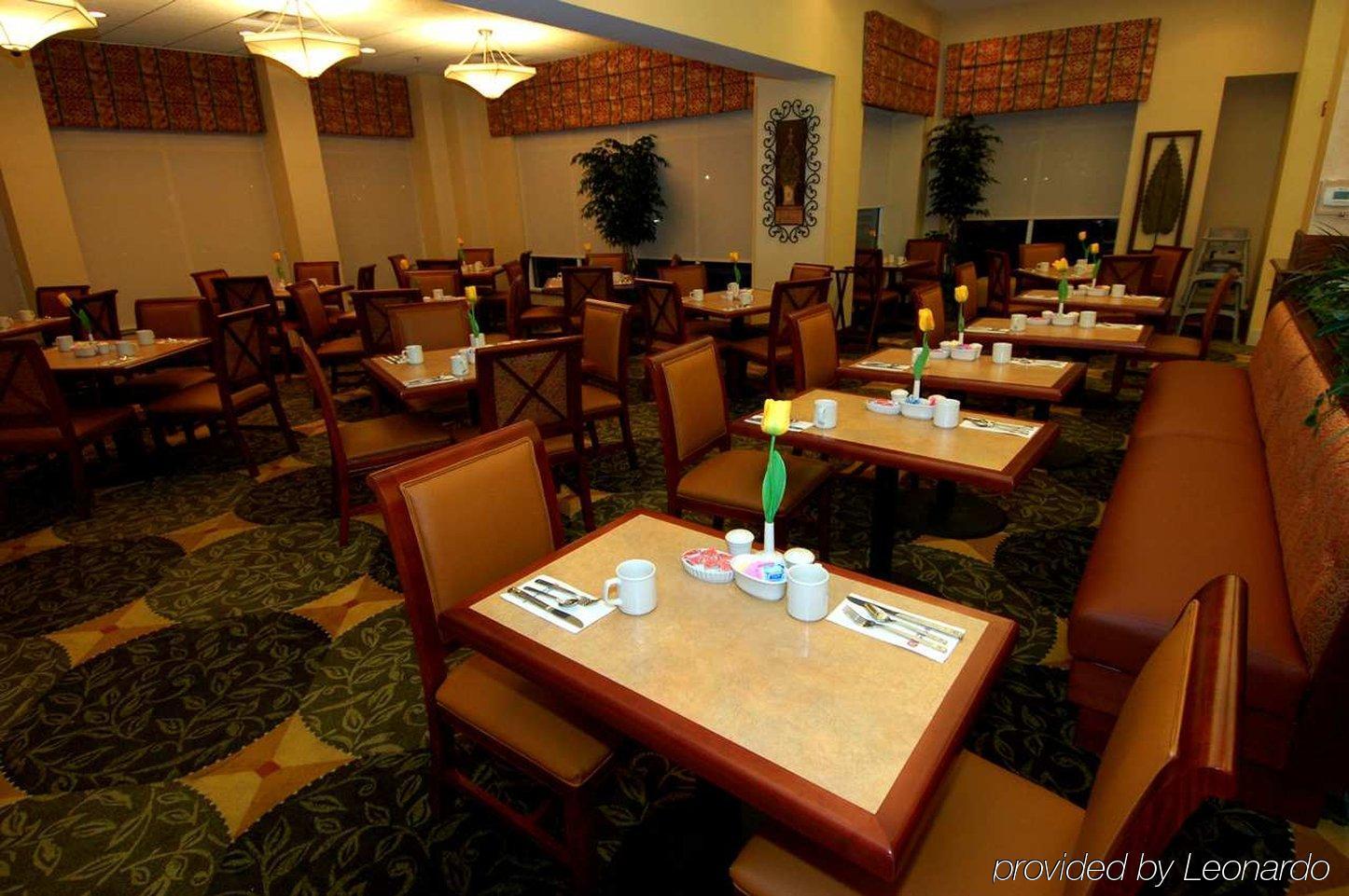 Hilton Garden Inn Raleigh Capital Blvd I-540 Restaurant photo